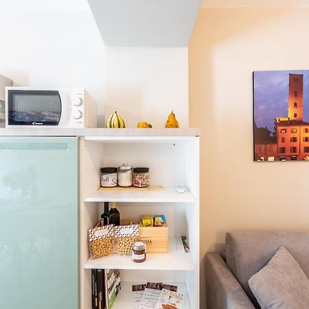 trifulhouse holiday apartments: entire building Alba  Chambre photo