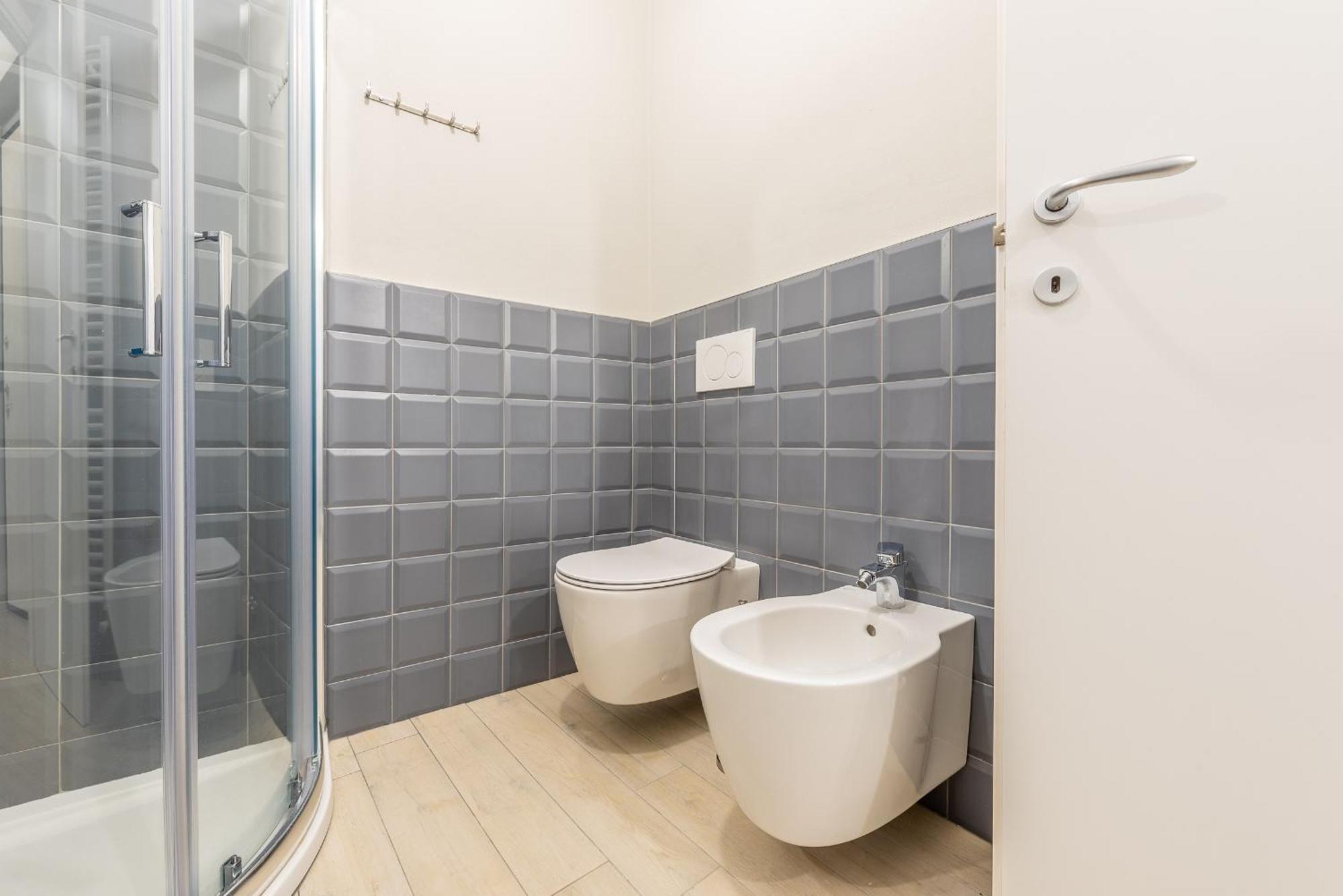 trifulhouse holiday apartments: entire building Alba  Chambre photo