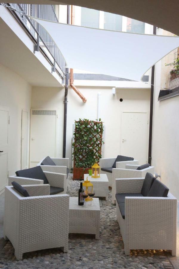 trifulhouse holiday apartments: entire building Alba  Extérieur photo
