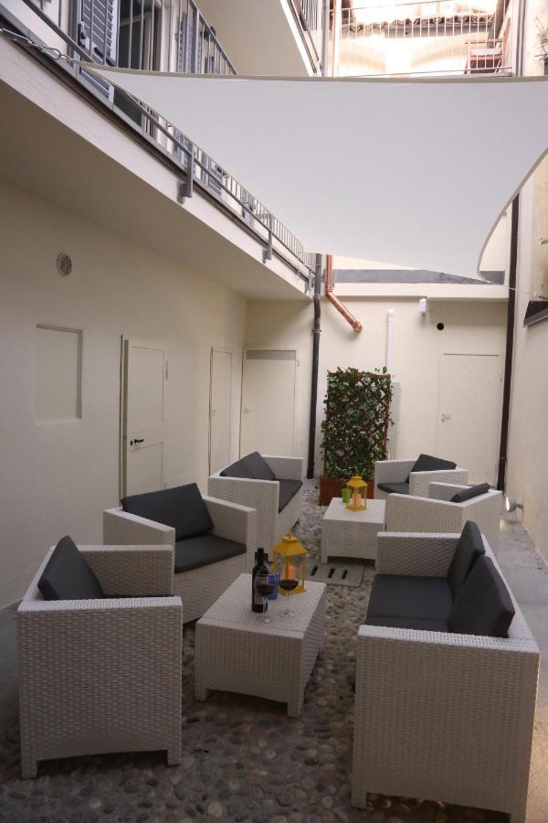 trifulhouse holiday apartments: entire building Alba  Extérieur photo