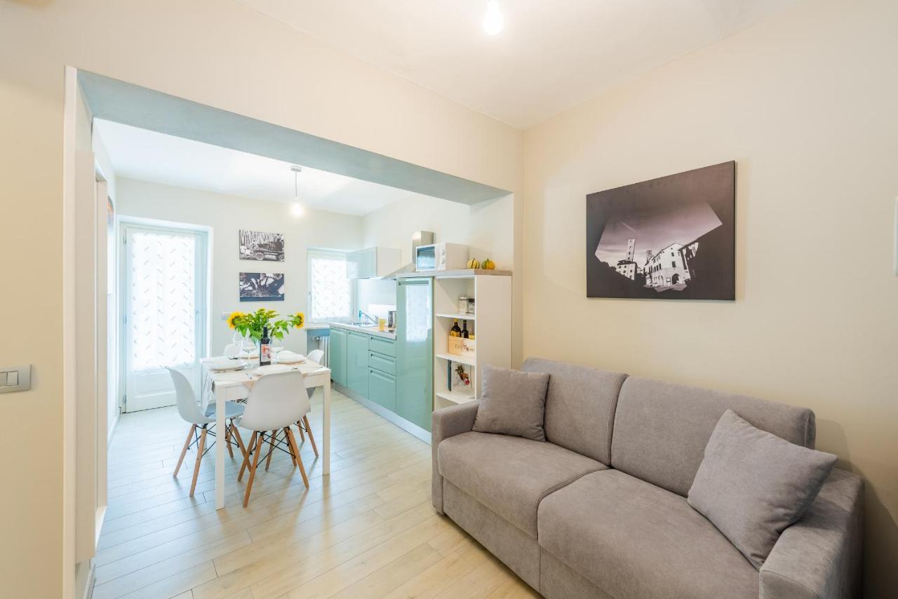 trifulhouse holiday apartments: entire building Alba  Extérieur photo